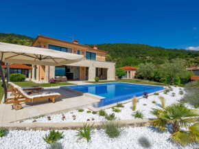 Holiday Home Villa Alpeza